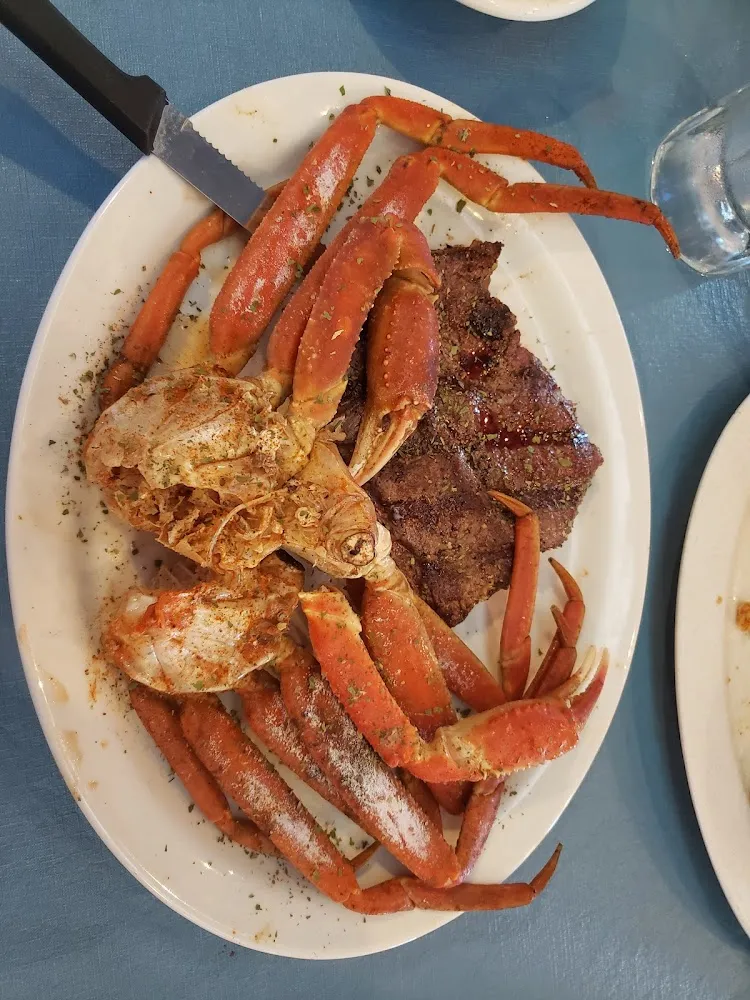 Rib Eye Steak w Snow Crab